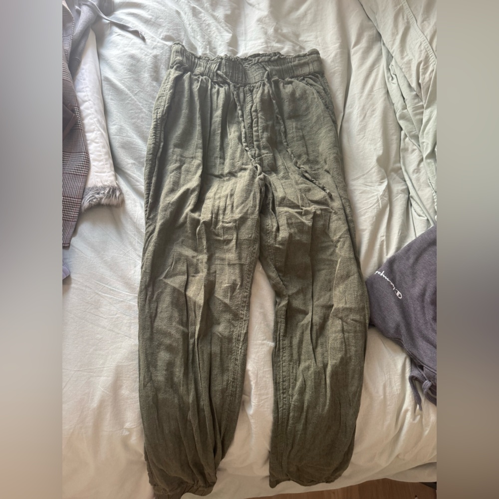 Hollister Olive Green Linen-Blend Ultra High rise Joggers